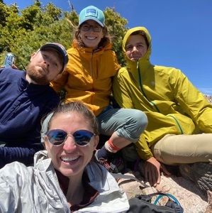 Meet your Posher, Emily